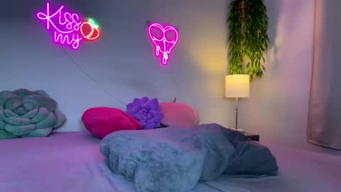 Jenna online show from November 8, 2:25 am