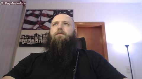 Snapshot of polar_bear91 chatting on October 5, 4:54 am Bear online show from October 5, 4:54 am