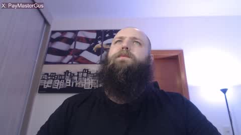Snapshot of polar_bear91 chatting on October 9, 3:12 am Bear online show from October 9, 3:12 am