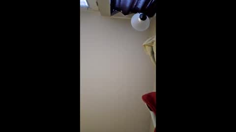 Polebee online show from April 7, 11:01 am