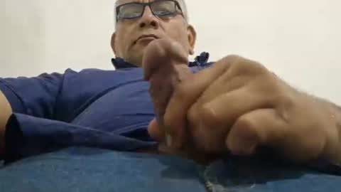 poli online show from April 18, 11:01 am