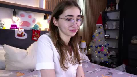 Polly online show from November 28, 8:10 am