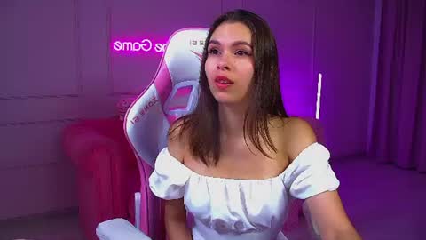 Polly online show from July 25, 8:51 pm
