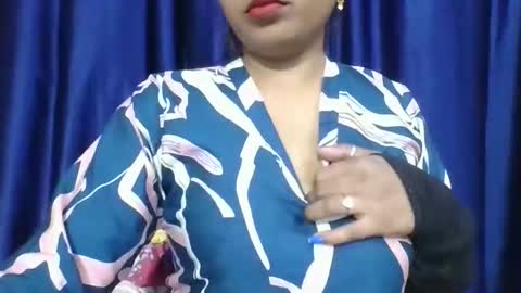 poojalady online show from May 31, 11:20 am