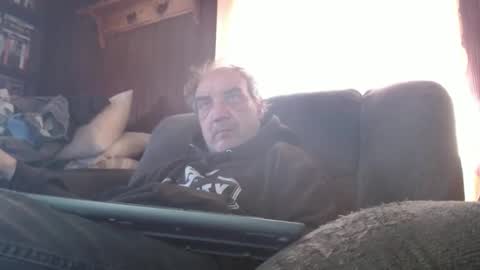 Snapshot of porkingit400 chatting on March 3, 6:24 pm porkingit400 online show from March 3, 6:24 pm