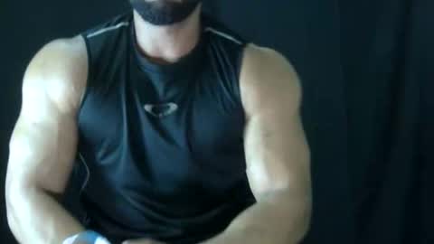 powerdmuscle online show from April 30, 11:42 pm