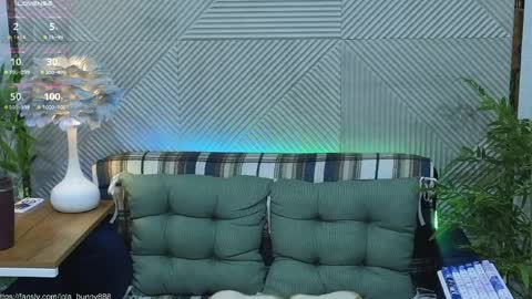 Lola online show from March 27, 5:57 am