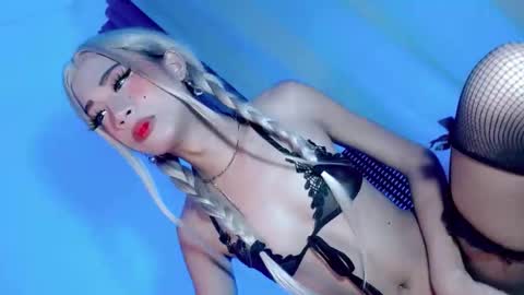 GODDESS PRECIOUS online show from October 28, 10:49 am