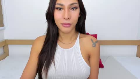 Paula online show from June 22, 3:01 am