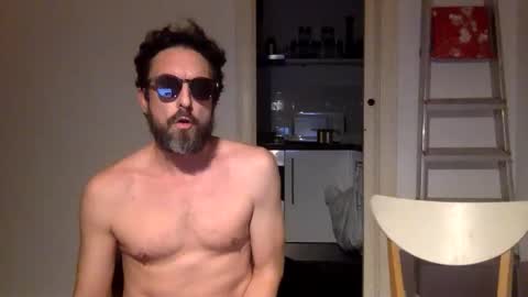 PRECUM online show from October 31, 2:01 am