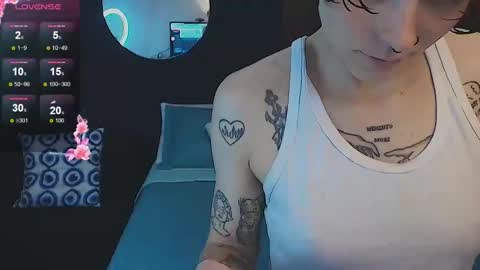 pretty_cristal22 online show from December 20, 12:23 pm