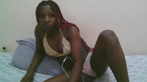 pretty online show from March 20, 11:32 pm