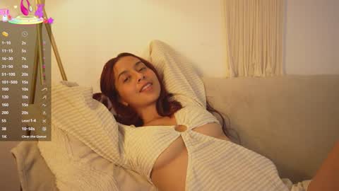 pretty_goddess online show from February 23, 8:33 pm