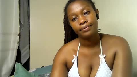 pretty_kylah online show from July 19, 12:24 am
