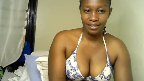 pretty_kylah online show from June 23, 10:05 pm