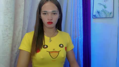 Snapshot of pretty_lady_kitty chatting on February 14, 4:04 am pretty_lady_kitty online show from February 14, 4:04 am