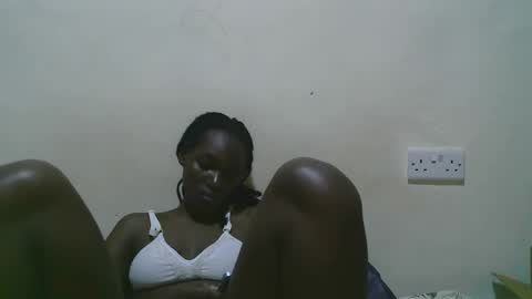 pretty_leila1 online show from February 11, 7:18 pm