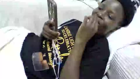 pretty_petite_ebony online show from June 3, 11:43 pm