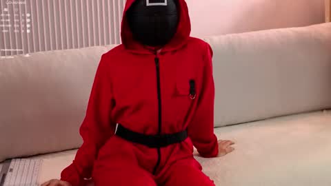 Elina online show from October 31, 10:04 am