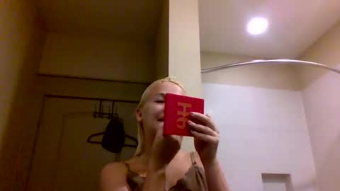 Missy  Jack online show from November 13, 10:01 pm