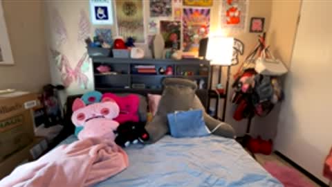 stacy online show from March 15, 3:04 pm