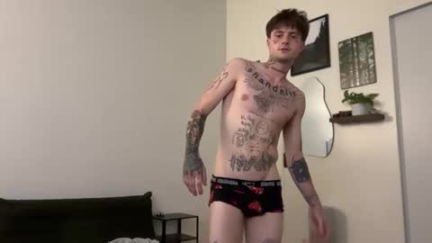 pretty boy online show from May 16, 5:15 am