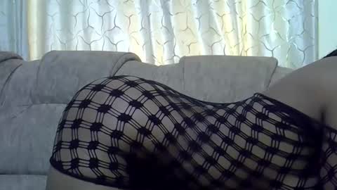 prettycandy4 online show from October 31, 4:57 am