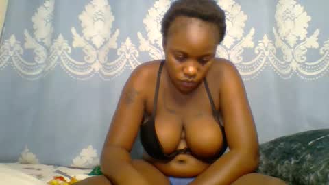 SHANIA online show from November 23, 3:10 pm