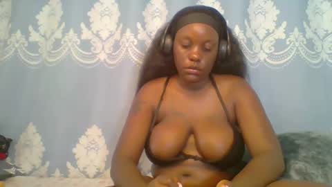 SHANIA online show from April 1, 5:52 am