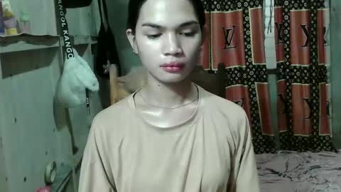 prettykhelcy online show from March 21, 6:52 am