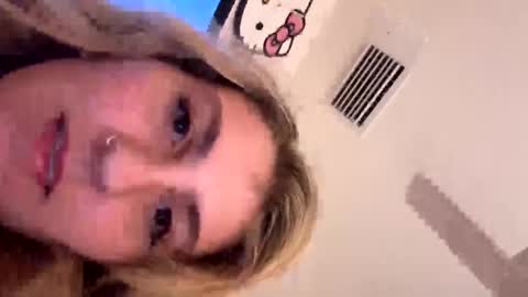 prettykitty online show from April 18, 12:34 am