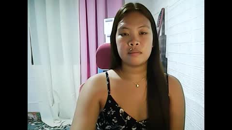 olivia for short oliv online show from January 27, 7:03 pm