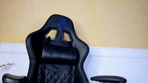 Laura  Onlyfans   40OFF online show from February 11, 7:54 am