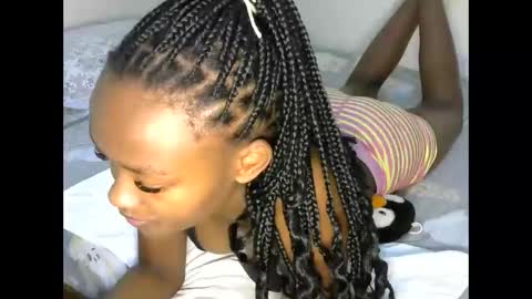 prettyquiny254 online show from October 8, 11:54 pm