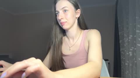 prettyyy_angel online show from November 5, 7:27 pm