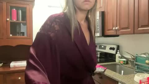 prettyyykittyyy22 online show from February 8, 3:59 pm