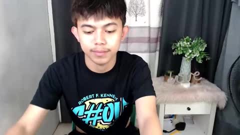 Snapshot of primocummerx chatting on October 23, 11:23 am PRIMO online show from October 23, 11:23 am