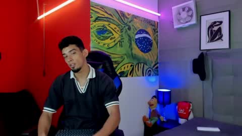 prince_arthur77 online show from April 7, 2:19 pm