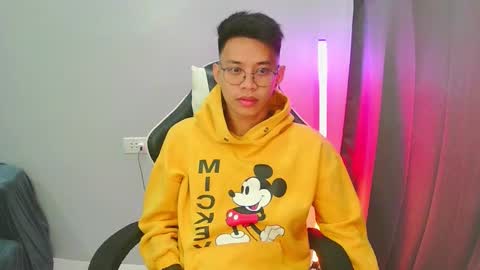 prince_harrison online show from February 18, 4:51 pm