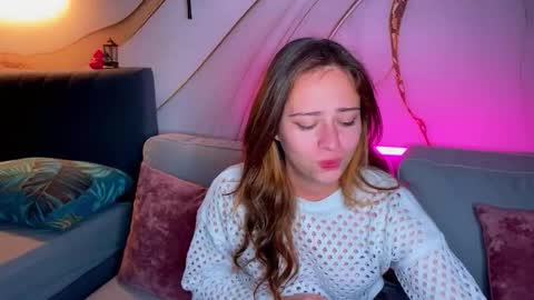 Erica online show from December 17, 6:14 pm