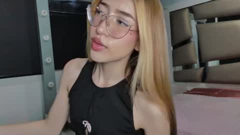 princess_tokyo_ online show from July 24, 3:26 am