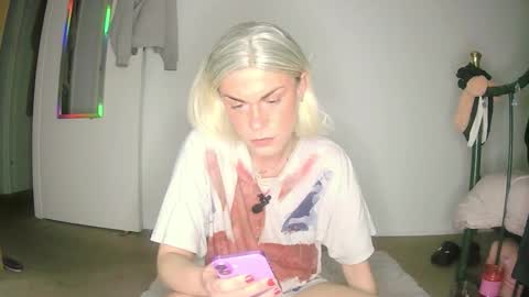 KCGREY online show from March 17, 8:25 pm