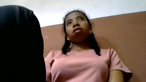 prisca880319 online show from July 21, 10:39 am