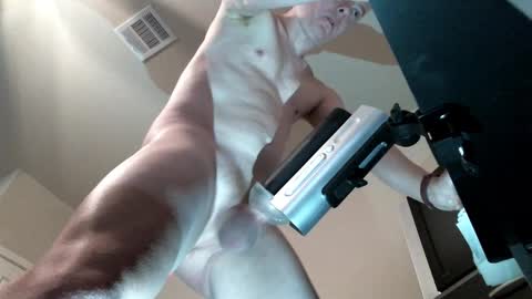 D online show from December 5, 6:28 pm