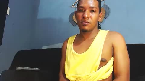 Grande y Gruesa online show from April 15, 5:44 am