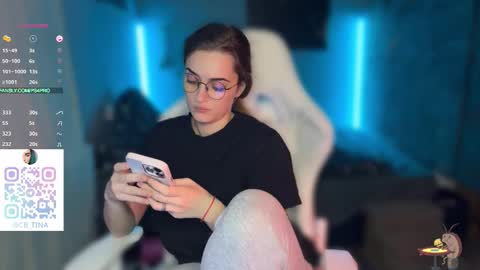 Queen of Pain online show from January 7, 1:43 am