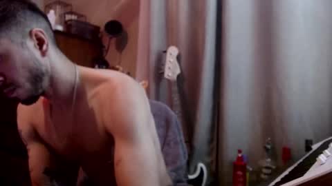 Sk8wave online show from March 7, 8:25 am