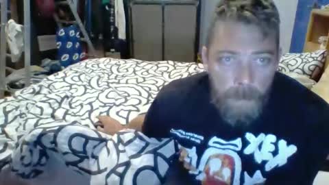 pug2222 online show from September 28, 3:04 am