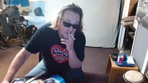 Jojo online show from April 8, 8:28 am