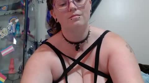 PupGhostt online show from July 6, 2:47 pm
